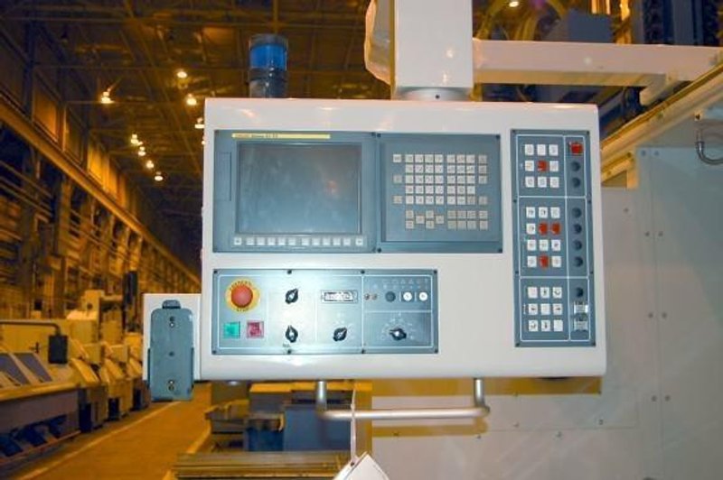 Lathes Flat Bed Manual &amp; CNC