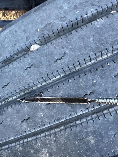 2020 Freightliner Cascadia LC1672