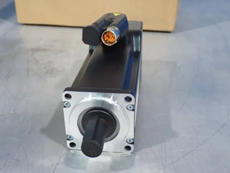 B&amp;R INDUSTRIAL AUTOMATION SERVO MOTOR  -  8D1A23.BD2000000-1