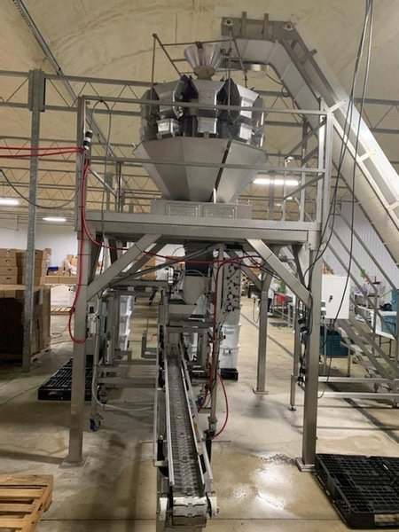 Ohlson 10 Head Scale System w Conveyor &amp; Mezzanine