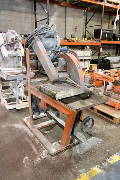 7.5 HP X 20" NORTON CLIPPER BLOCKBUSTER WET BRICK AND BLOCK SAW: YOBRO #25033