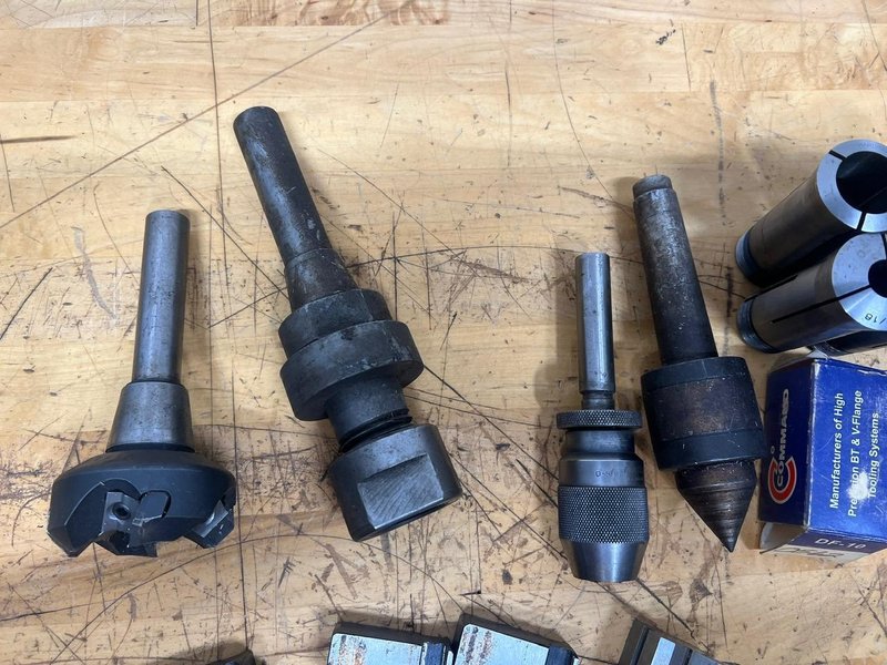 5C Collets (6), Command DF10 9/16" Collet, R8 Slitting Saw Holder, 2" x 3/4" Shank Shell Mill, Albrecht 0-5/16" Keyless Drill Chuck and More- Auction Item