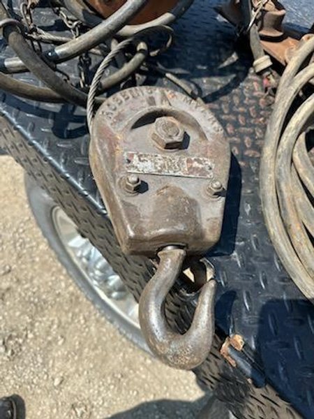 1 - PREOWNED CABLE HOIST