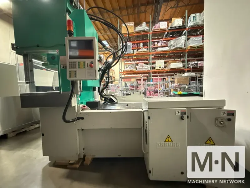 55 TON 1 OZ ARBURG MODEL VERTICAL CLAMP 375V-500-100 INJECTION MOLDING MACHINE MFG 2014