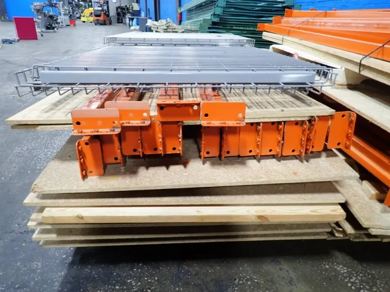 42" X 120" PALLET RACKING  -  TEAR DROP