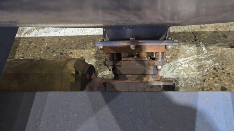 ENSIGN 73X118X90 POWERED HOPPER 208V 3 HP USED