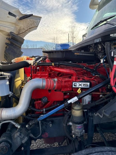 2023 International LT625 3HSDZAPR2PN563626