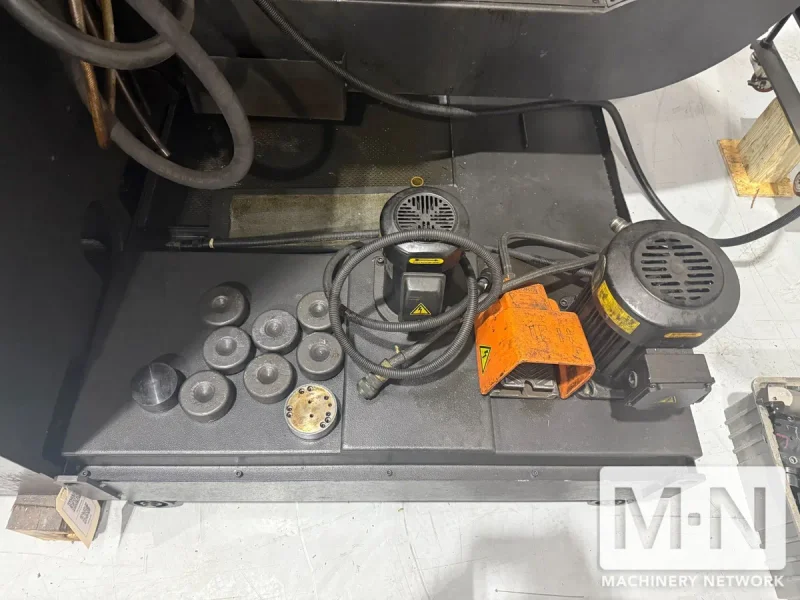 Hyundai Wia LV500LM CNC Vertical Turning Lathe, 2018