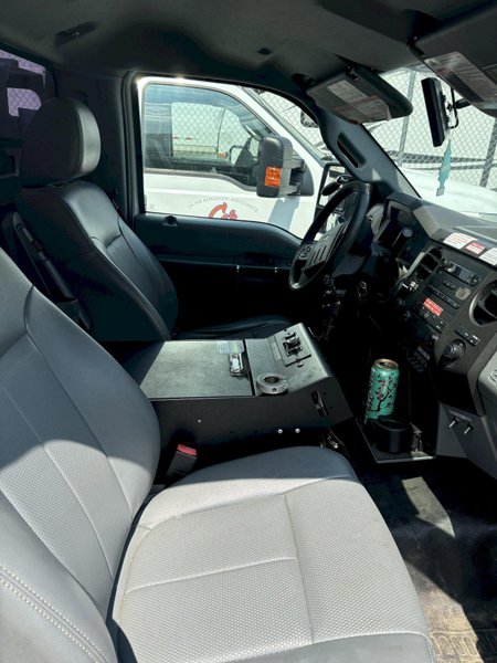 Ford F550 Super Duty Altec Bucket Truck, 2016
