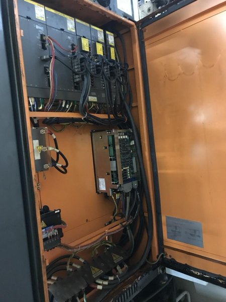 Kitamura Mycenter-500 500mm HMC, 1998 – 10,000RPM, CAT50, Chip Conveyor, High Pressure Coolant, 4th Axis, Coolant Thru Spindle