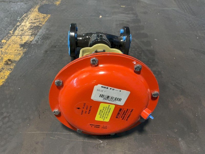 FISHER CONTROLS CONTROL VALVE   -  32–24588C