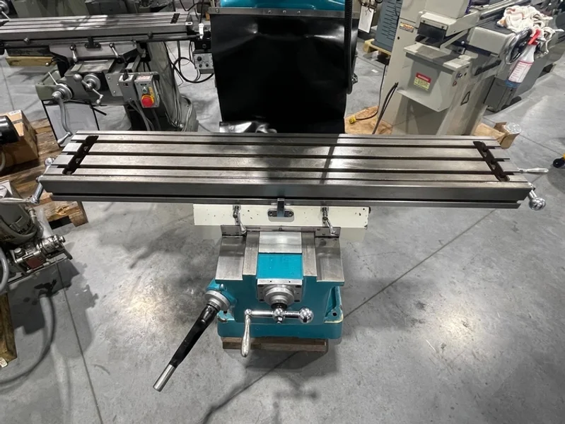 CLAUSING 3VS08 Vertical Milling Machine 2008’ #6752