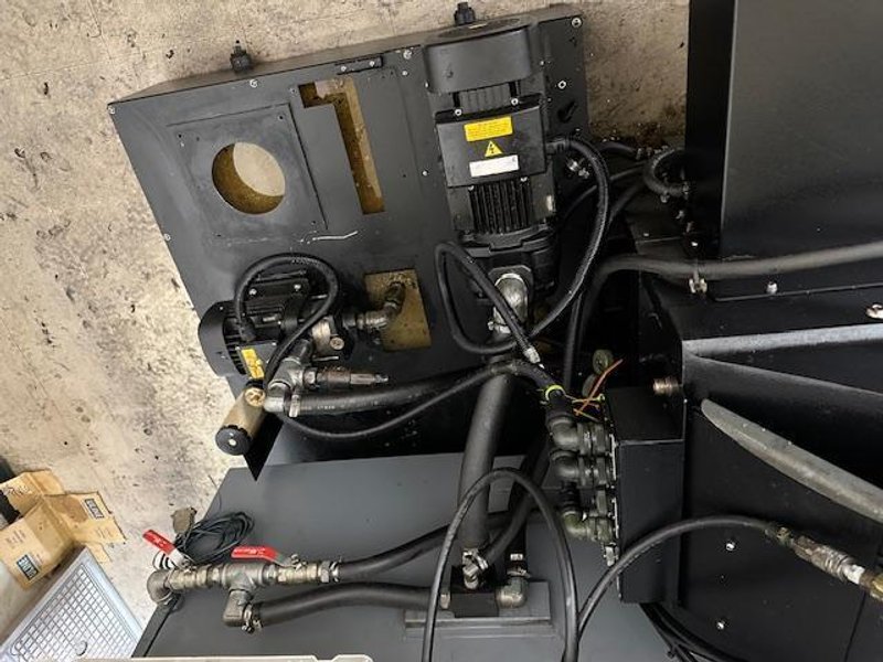 Hurco VMX-42i VMC, 2014 – WinMax Control, 4th Axis Rotary