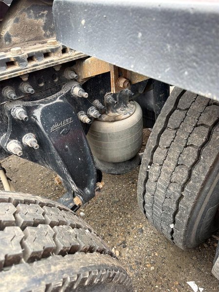 2020 Freightliner Cascadia 1FUJHHDV5LLLC1671