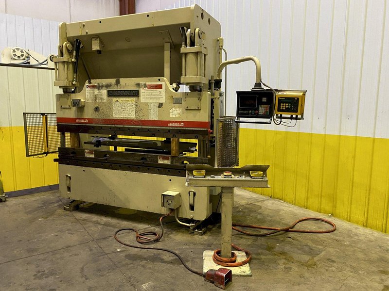 90 TON X 8' CINCINNATI MODEL #90CBx6 HYDRAULIC CNC PRESS BRAKE: STOCK #17093