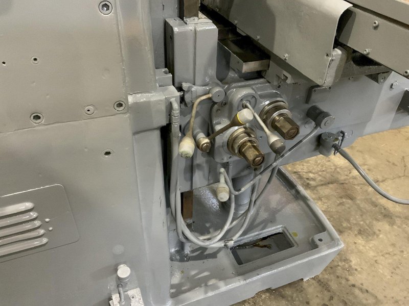 CINCINNATI VERTICAL MILL MODEL 315-16-VERTICAL MILL: STOCK #81261