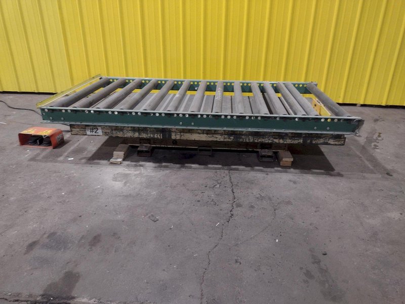 4,000 LBS X 72" X 36" GLOBE INTERNATIONAL HYDRAULIC SCISSOR LIFT TABLE, 110V: STOCK #20941