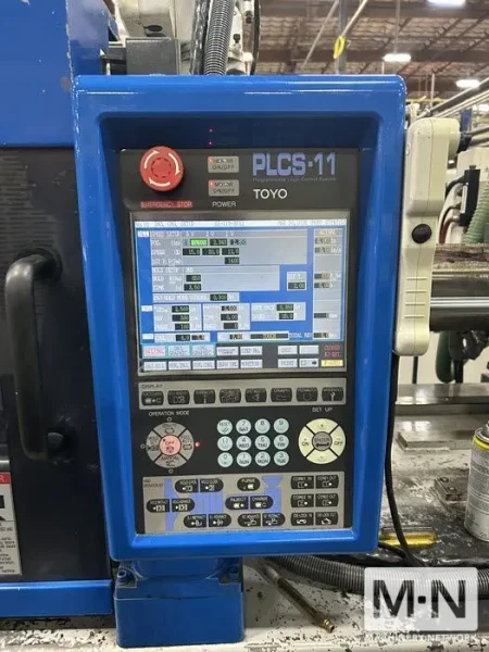 110 TON 3.8 OZ TOYO MODEL SI110III-E200U ELECTRTIC INJECTION MOLDING MACHINE MFG 2004