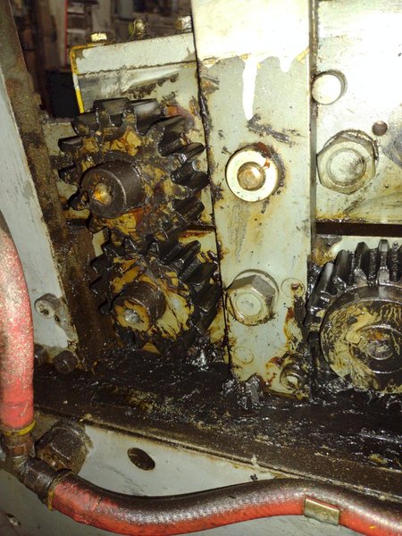 40" WIDE  ROWE B-40 POWERED STRAIGHTENER. STOCK # 0218626