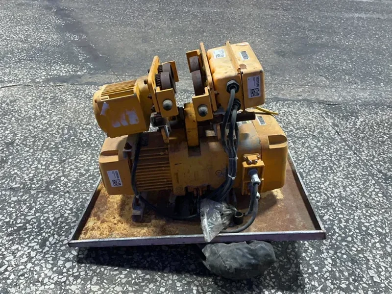HARRINGTON 2 TONS HOIST