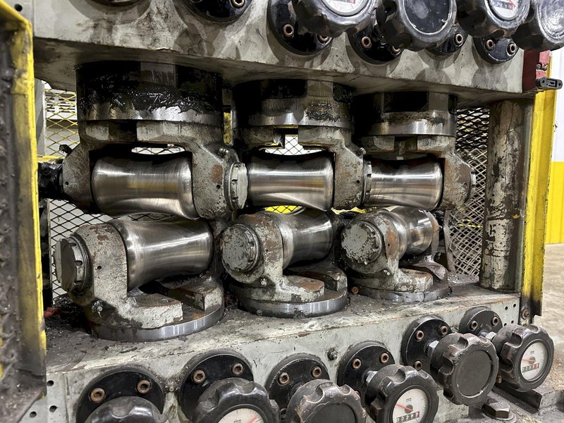 2.25" X 6 ROLL MACKINTOSH-HEMPHILL / TURNER MODEL #922 TUBE &amp; BAR STRAIGHTENER: STOCK #22572