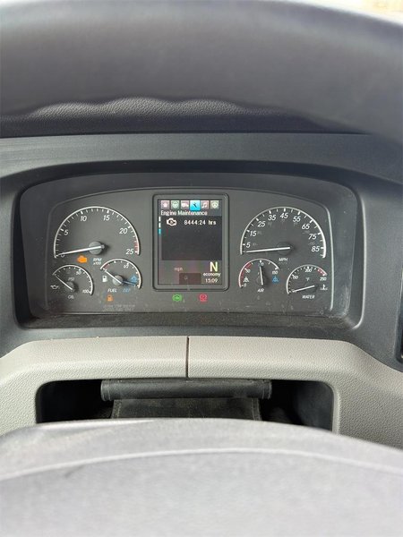 2020 Freightliner Cascadia 1FUJHHDV1LLLC1683