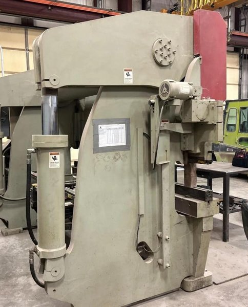 2010 Accurpress 732012 Advantage Hydraulic Press Brake (#5806)