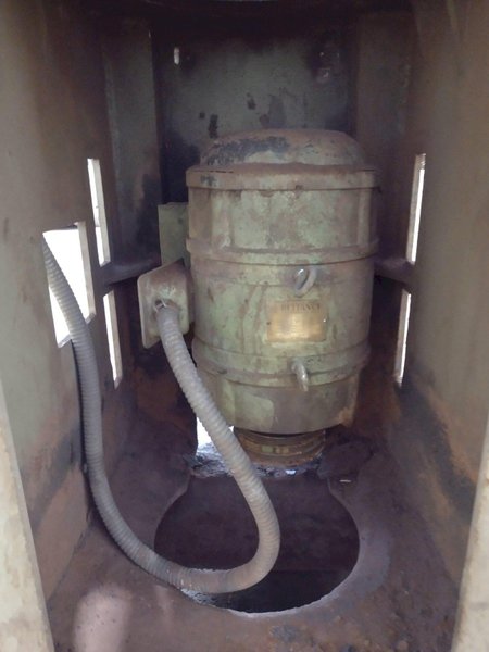 30&quot; BESLY MODEL #918 VERTICAL SPRING GRINDER: STOCK #10757
