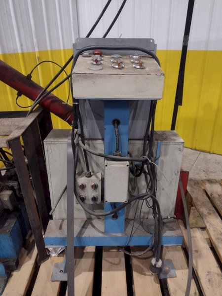 FMS (FREEDOM MILL SYSTEMS) MODEL HSW-130 HYDRAULIC COIL HOLD DOWN ARM: YOBRO 24898