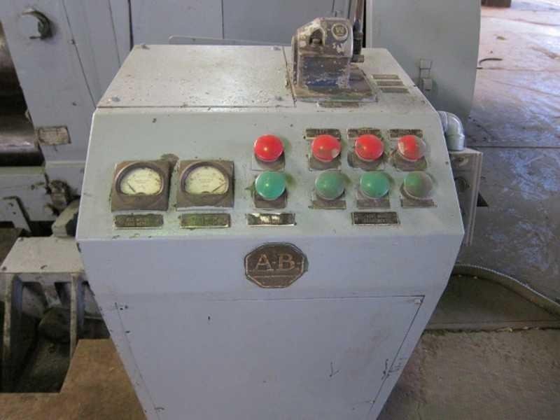 12' X 1-1/8" BERTSCH MODEL #18 INITIAL PINCH PLATE ROLL. STOCK # 0328526