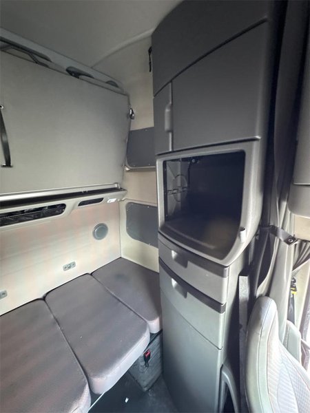 2024 Volvo VNL64T860 4V4NC9EH1RN656678