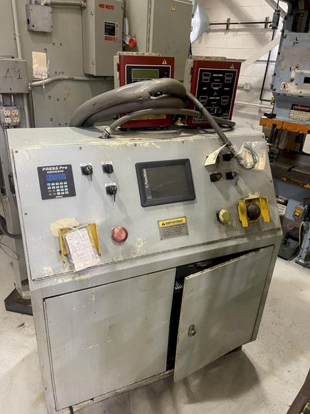 121 ton Aida NS1-1100 Single Point Eccentric Geared Straight Side Mechanical Metal Stamping Press, New 2001