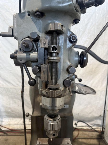 2 HP BRIDGEPORT SERIES 1 VERTICAL KNEE MILL. STOCK # 0222226