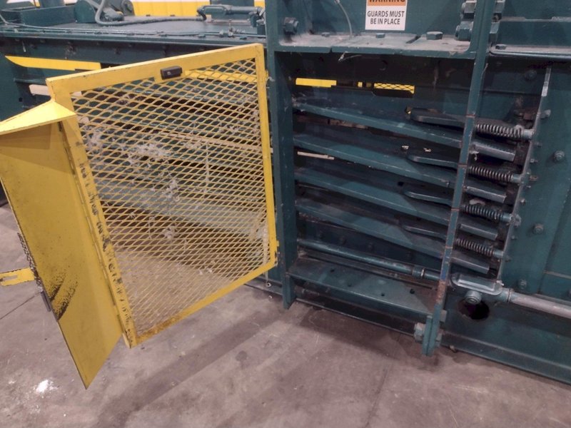 24" X 36" X 96" LONG AMERICAN MODEL #10447 HYDRAULIC HORIZONTAL BALER: YOBRO #24745