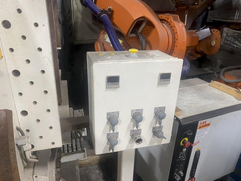 hall model 3 rocker type molding machine s/n 3a0902, with controls, no hydraulics