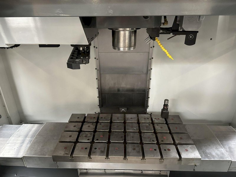 HAAS VM-2 CNC Vertical Machining Center 2010 equipped with Haas Control,  24 ATC Side Mount Tool Changer, Tool Pre-Setter, Cool, Chip Auger