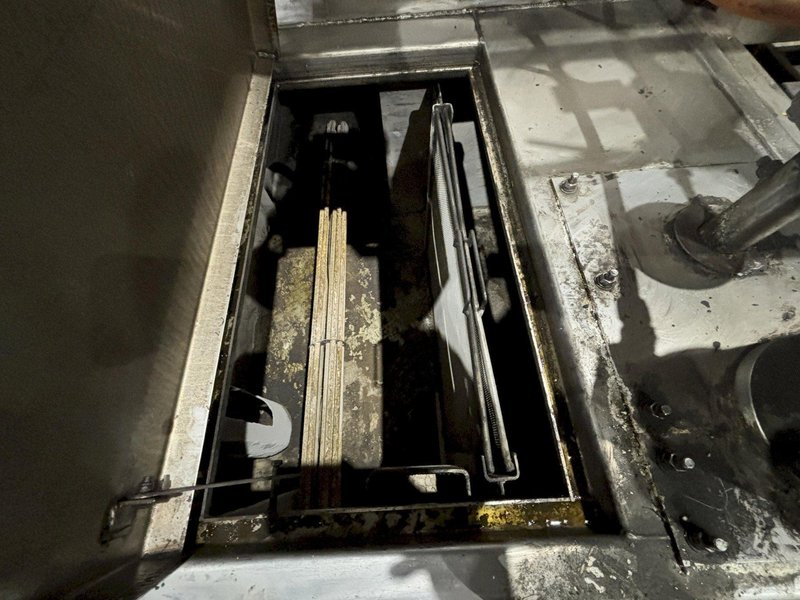 24&quot; W X 11&quot; H RANSOHOFF 3-STAGE STAINLESS STEEL PASS THROUGH BELT CONVEYOR PARTS WASHER, 2003, ELECTRIC HEAT: STOCK #22020