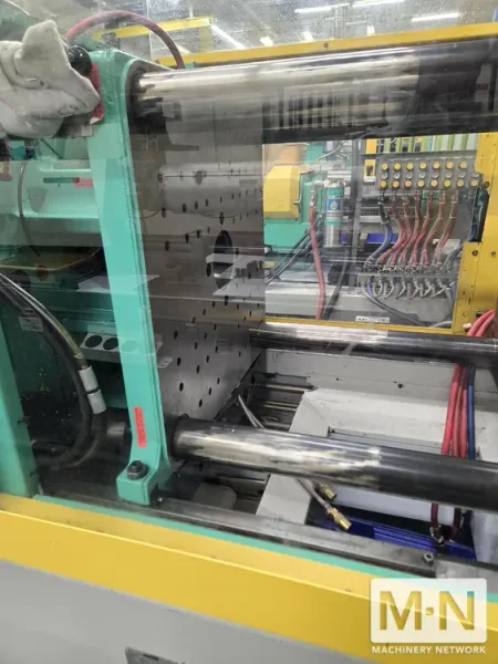 165 TON 8.1 OZ ARBURG MODEL 470C-1500-400 INJECTION MOLDING MACHINE MFG 2007