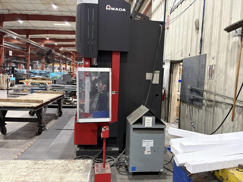 243 Ton x 14’ Amada HDS-2204NT Hydraulic Press Brake, 2011 – Backgauge