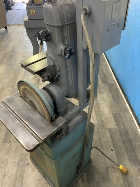 6" X 48" DELTA ROCKWELL BELT AND DISC SANDER: STOCK #80919
