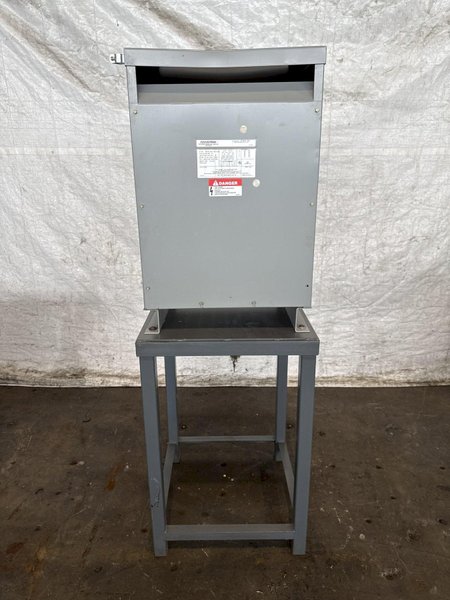 30 kVA POWER-TRAIN STEP-DOWN TRANSFORMER. STOCK # 0672225