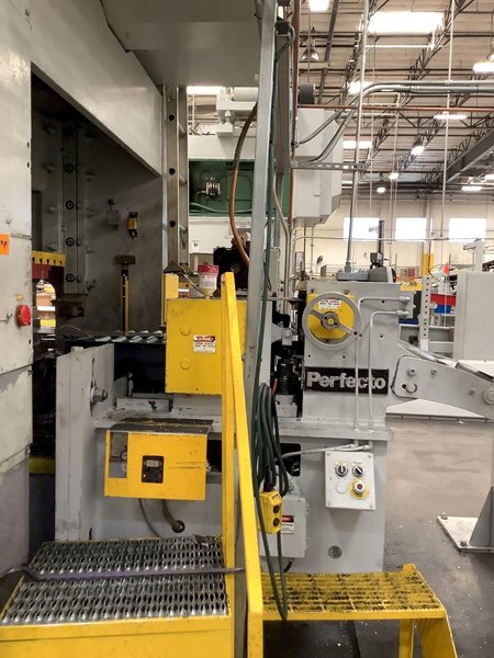 Perfecto Servo Roll Feed 42" Wide