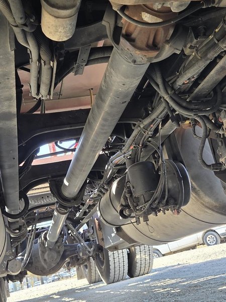 PETERBILT 567 - Trucks