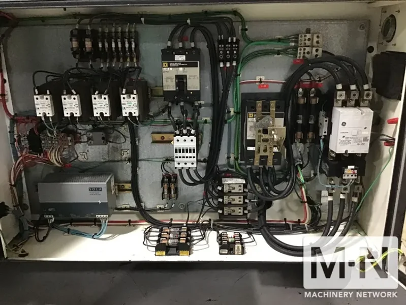 310 TON 36 OZ FERROMATIK MILACRON MODEL MT310-36 WIDE PLATEN INJECTION MOLDING MACHINE MFG 2001