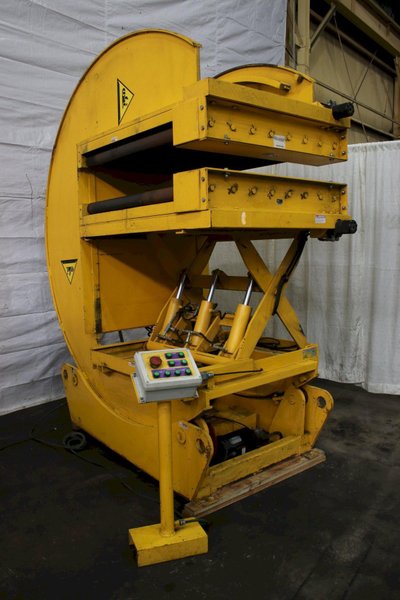 4000 LBS AIR TECHNICAL INDUSTRIES PACMAN TYPE UPENDER: STOCK #76417