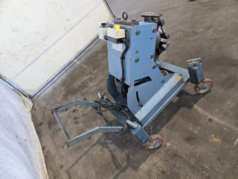 2" GULLCO GBM-28 PLATE BEVELING MACHINE. STOCK # 0654426