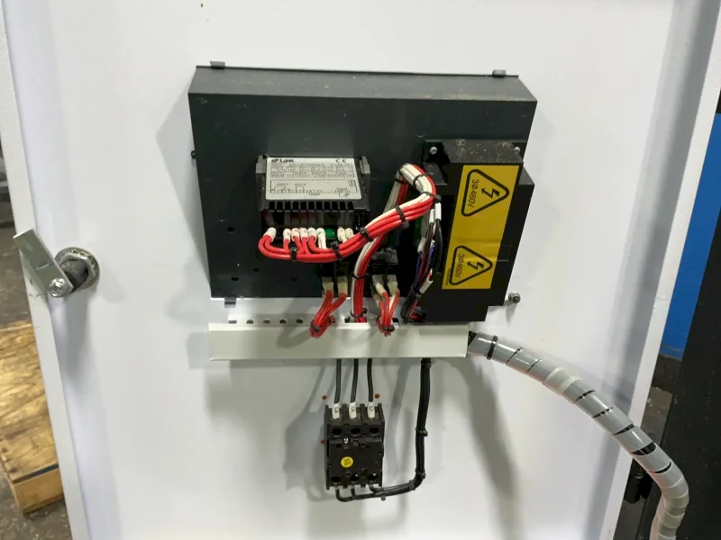 BUDZAR INDUSTRIES 575 PSI INDUSTRIAL WATER CHILLER  -  BWA-AC5