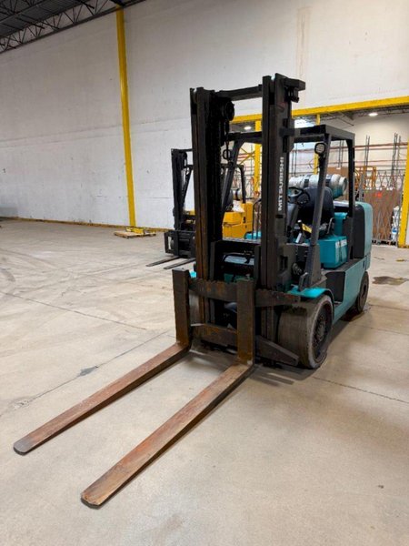 15,500 LBS MITSUBISHI MODEL #FGC70K LP GAS FORKLIFT: YOBRO #25784