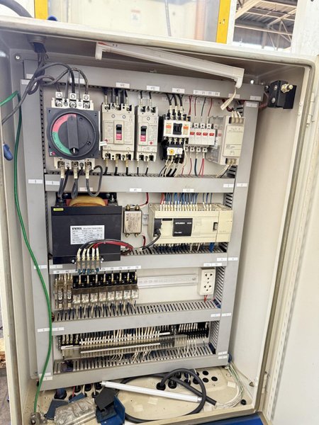 50 TON BP POWER ENGINEEERING FOUR POST HYDRAULIC PRESS (2014). STOCK # 0130425.