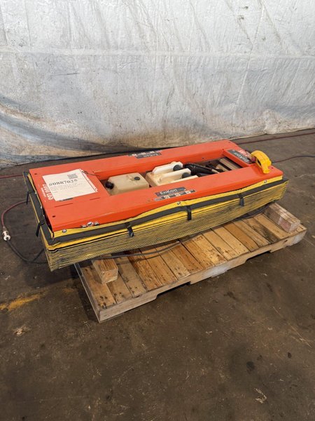 (NEW) 2000 LB X 24&quot; X 60&quot; HERKULES HYDRAULIC LIFT TABLE. STOCK # 0887025